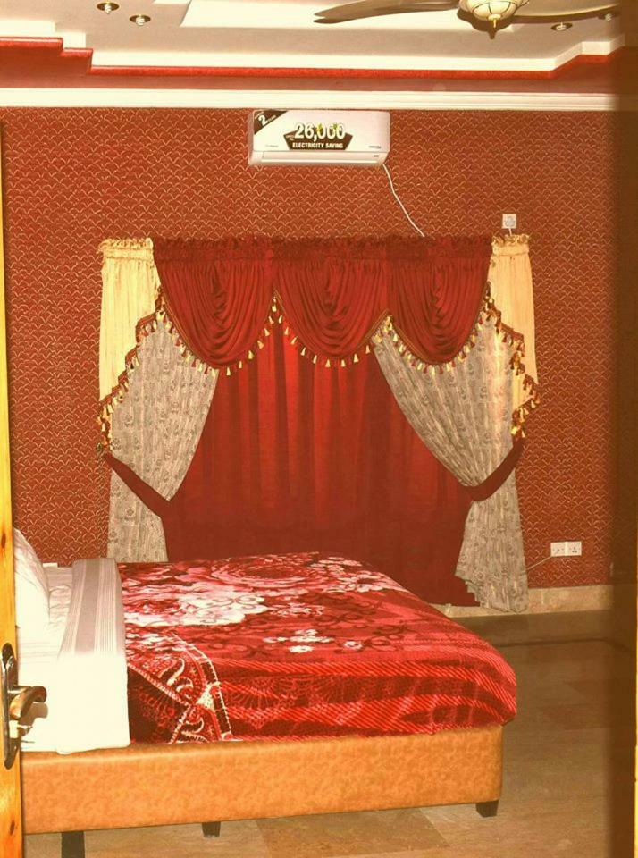 Royal Emirates Residence Abbottabad Eksteriør billede