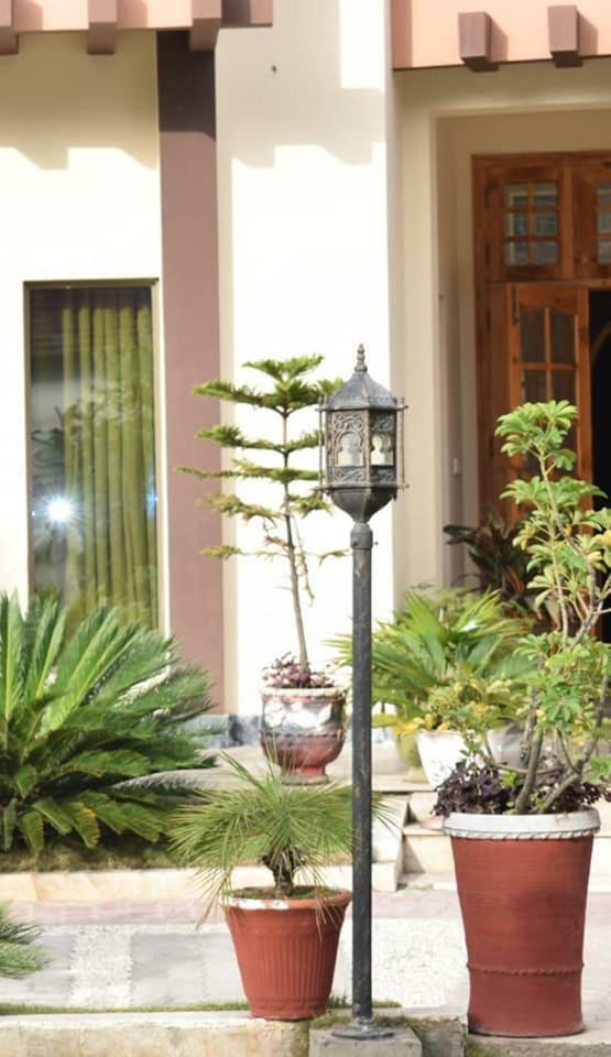 Royal Emirates Residence Abbottabad Eksteriør billede