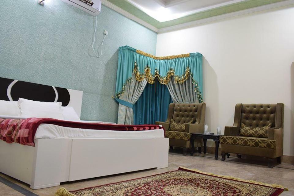 Royal Emirates Residence Abbottabad Eksteriør billede